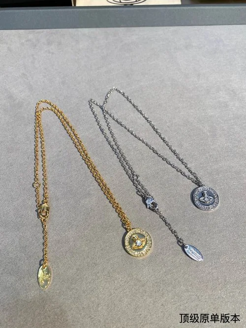 Vividness Westwood  Jewelry Vividness Westwood necklace