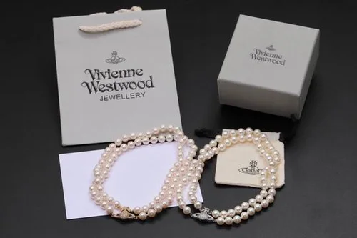 Vividness Westwood  Jewelry Vividness Westwood necklace