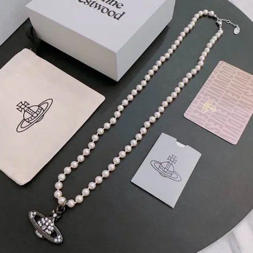 Vividness Westwood  Jewelry Vividness Westwood necklace