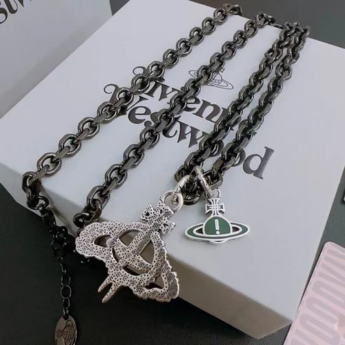 Vividness Westwood  Jewelry Vividness Westwood necklace