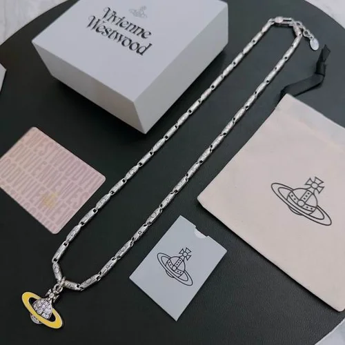 Vividness Westwood  Jewelry Vividness Westwood necklace