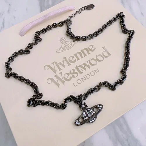 Vividness Westwood  Jewelry Vividness Westwood necklace