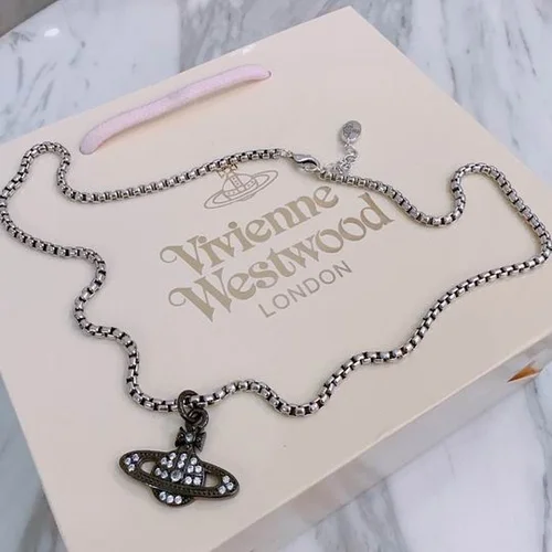 Vividness Westwood  Jewelry Vividness Westwood necklace