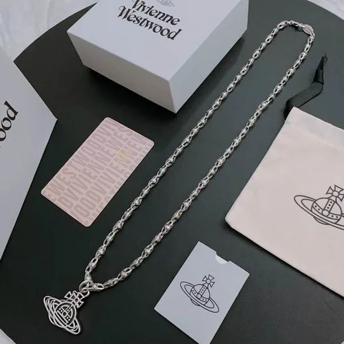 Vividness Westwood  Jewelry Vividness Westwood necklace