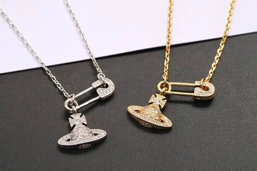 Vividness Westwood  Jewelry Vividness Westwood necklace