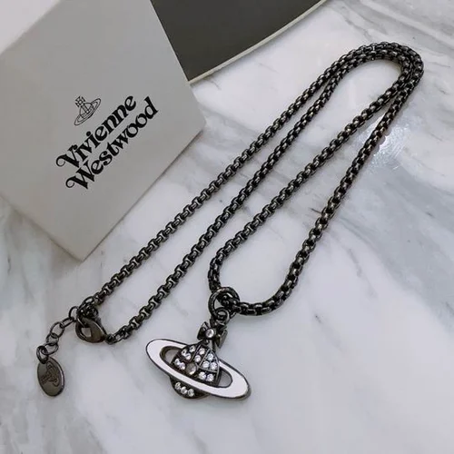 Vividness Westwood  Jewelry Vividness Westwood necklace