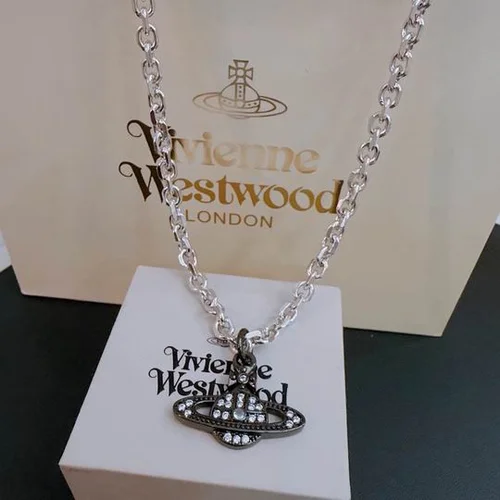 Vividness Westwood  Jewelry Vividness Westwood necklace