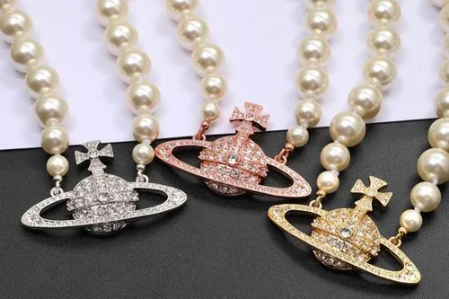 Vividness Westwood  Jewelry Vividness Westwood necklace