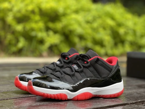 Air Jordan 11 Low Bred Black Red Basketball Shoes 528895-528896-012