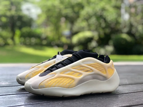 Adidas Yeezy 700 V3 Yellow White HP5425