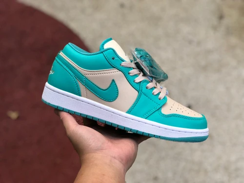 Air Jordan 1 Low Aqua Blue Retro Low-Top Basketball Sneaker DC0774-131