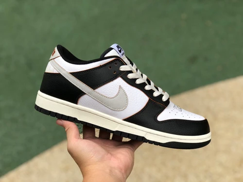 HUF x Nike SB Dunk Low NYC Black White FD8775-001