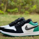 Air Jordan 1 Low Black Green Toe Low-Top Basketball Sneaker 553558-113