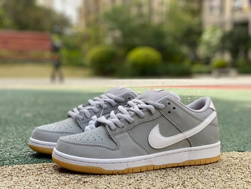 Nike SB Dunk Low Grey Gum DV5464-001
