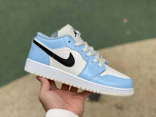 Air Jordan 1 Low GS Ice Blue White Blue Sneakers 554723-401