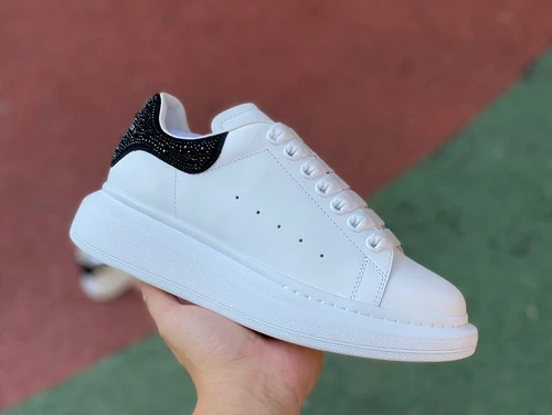 Alexander McQueen Strass Spoiler Black