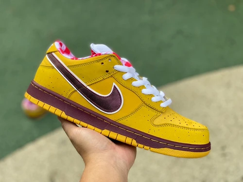 Nike Dunk SB Low Yellow Lobster 313170
