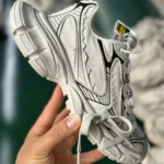 Balenciaga 3XL Beige