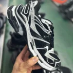 Balenciaga Runner 7.0 Black White