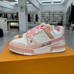 LV Trainer Pink