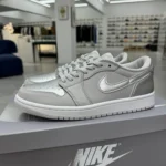 Air Jordan 1 Low Silver Low-Top Sneaker CZ0790-002