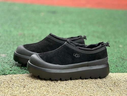UGG Neumel Weather Hybrid Black