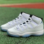 Air Jordan 11 WMNS Legend Blue White Blue Basketball Shoes 378038-104