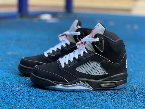Air Jordan 5 Black Metallic Reimagined 2025 HF3975-001
