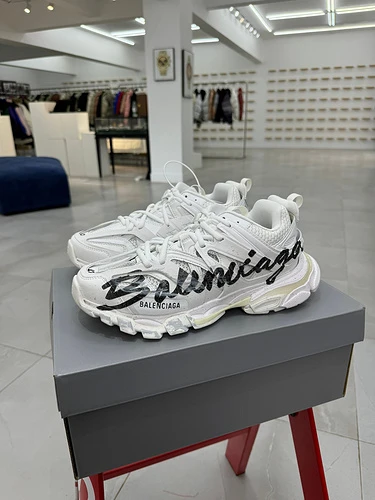 Balenciaga 4.0 Track Graffiti