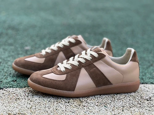 Maison Margiela Replica Brown