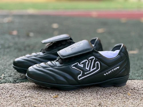LOUIS VUITTON Footprint Soccer Dark Green Shoes