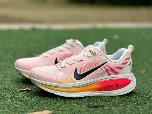 Nike Vomero 18 Beige Pink Running Shoes HM6804-100