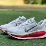 Nike Vomero 18 White Red Marathon Running Shoes HM6803-0010