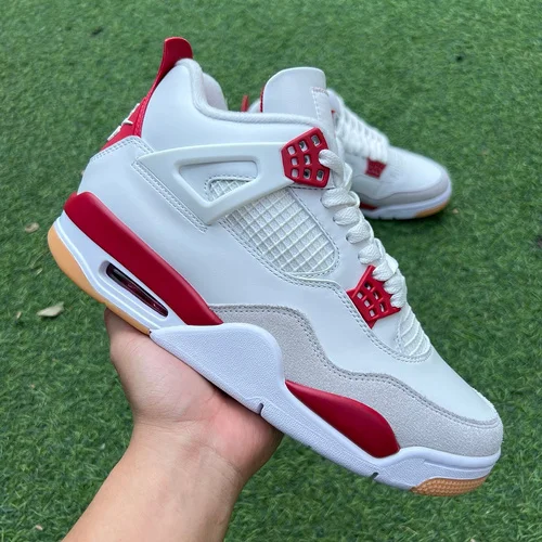 T1 Pure Original AJ4 SB White Red Varsity Red Sneakers Nike SB x Air Jordan 4 DR5415-106