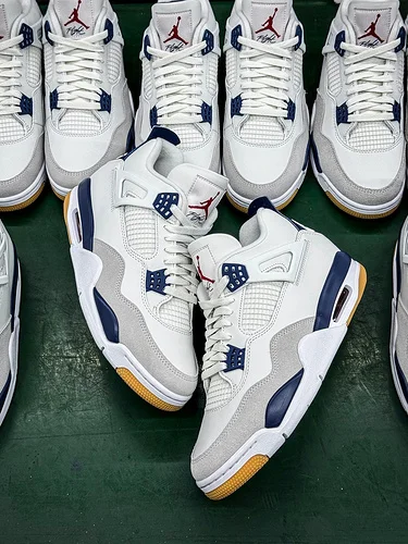 AJ4 SB White Blue Navy LJR Version