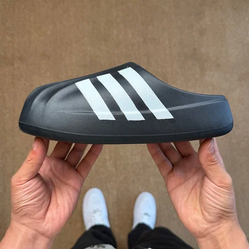 Adidas Originals adiFOM Superstar Mule Black White 2 IG8277