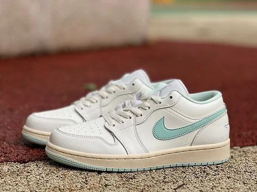 AJ1 Low Off-White Green Sneakers DC0774-134