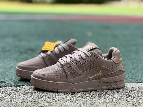 LOUIS VUITTON Trainer Denim Brown Sneakers