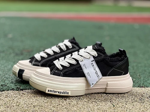 SMILEREPUBLIC INCEPTION ANTIQUE GRAY FRINGE 70s Tassel Black