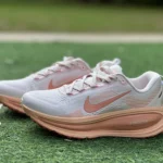 Nike Vomero 18 White Pink Marathon Running Shoes HM6804-601