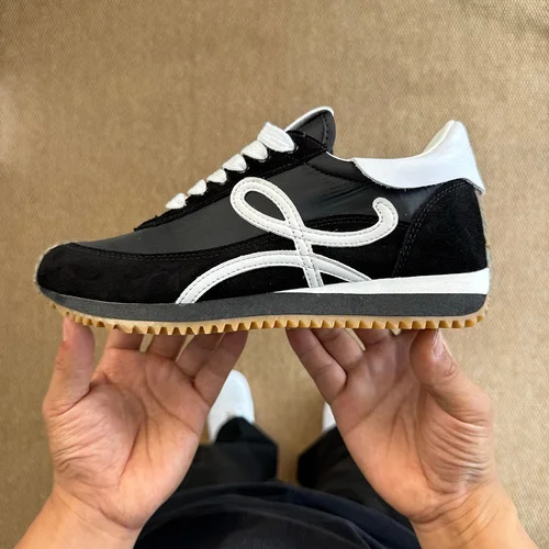 LOEWE Flow Runner High Top Training Shoes Black