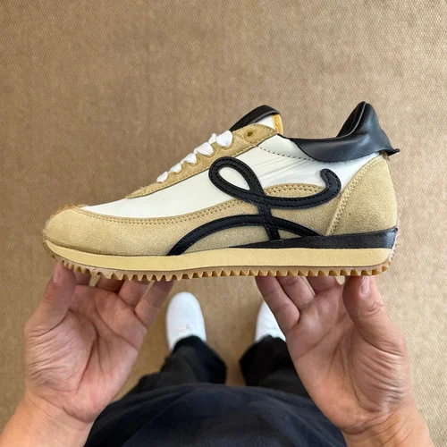 LOEWE Flow Runner High Top Training Shoes Black Brown