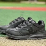 LOUIS VUITTON Classic LV Black Sneakers