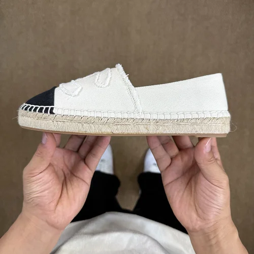 CHANEL Classic Espadrilles