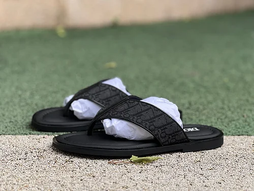 Dior Alias Calfskin Flip-Flops Black Men's Beige