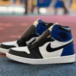 Pure Original AJ1 Union Lightning OG Three-Way Collaboration IO7847-001