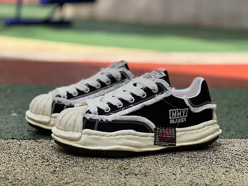 MIHARA YASUHIRO x xVESSEL MYY Black White