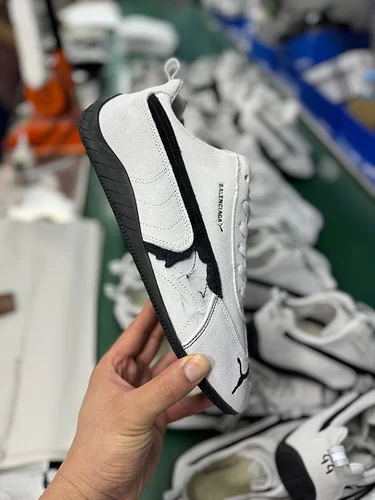 The Open Product x Puma Speedcat Collaboration Low Top Casual Shoes 406519 01