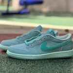 AJ1 Low Lagoon Green Retro Basketball Shoes HQ8111-300