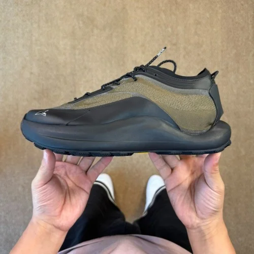 Roa Hiking Outdoor Shoes Nylon Black Brown Gorpcore Style